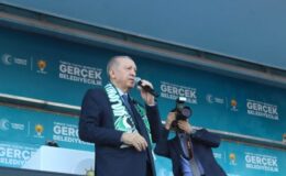 Sakarya mitingine kaç kişi katıldı?