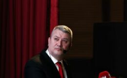 Çelik projelerinin detaylarını açıkladı