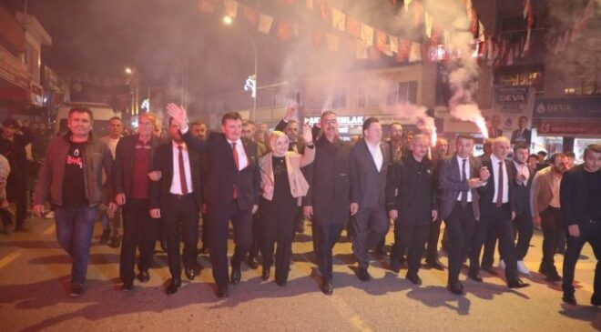 Ferizli’de büyük coşku: “Sandıkları patlatacağız”
