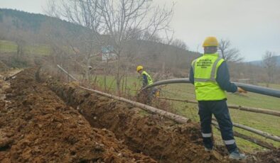 Geyve Belpınarı’nın içme suyu sorunu yenilenen hat ile çözüme kavuşacak