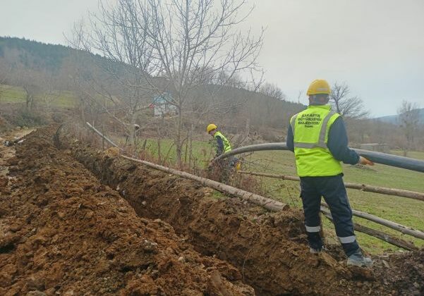 Geyve Belpınarı’nın içme suyu sorunu yenilenen hat ile çözüme kavuşacak