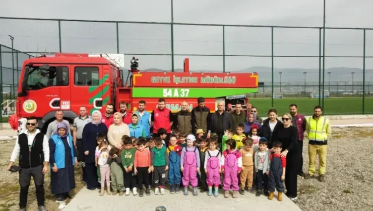 Geyve’de fidanlar toprakla buluştu