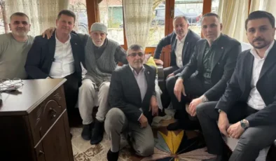 Tever, Akyazı’da Vatandaşlarla Bir Araya Geldi