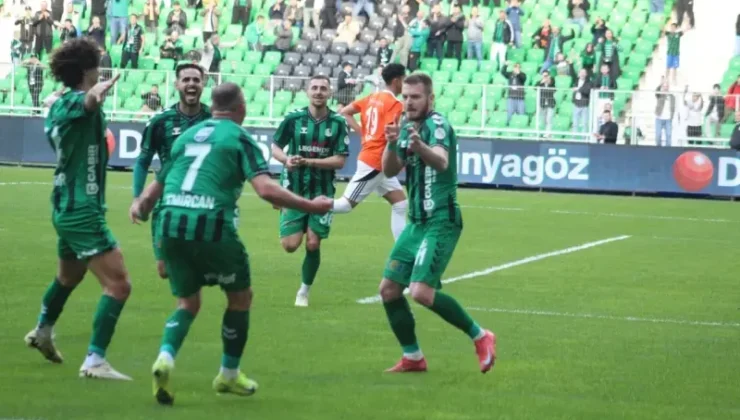 Sakaryaspor Adanaspor’u 2 golle geride bıraktı!