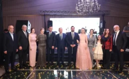 Dikbayır’ın kızı nişanlandı… Nişan yüzüklerini Yavaş ve Dervişoğlu taktı