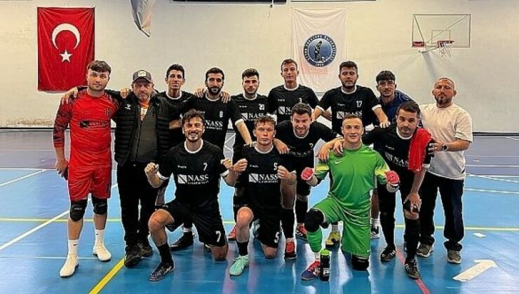 Sakarya Futsal avantajı kaptı