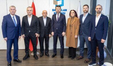 Sakaryalı Gazete Sahiplerinden BİK Genel Müdürü Çay’a Ziyaret