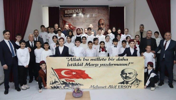 Arifiye’de 12 Mart İstiklâl Marşı’nın Kabulü Törenle Kutlandı