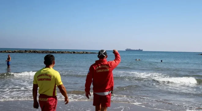 Bayram Öncesi Karasu ve Kocaali Sahillerinde Cankurtaran Nöbeti Başlıyor