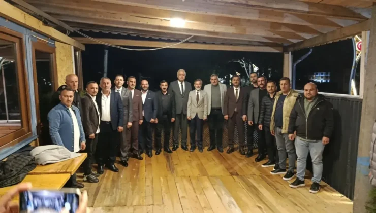 Muzaffer Kabacan Karasu’da Gövde Gösterisi Yaptı