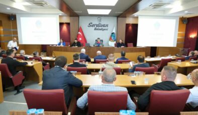Serdivan Belediyesi meclisinde 2025 mali raporu kabul edildi