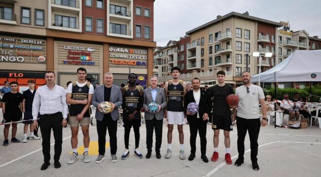Serdivan’da Sokak Basketbolu Heyecanı Zirveye Çıktı